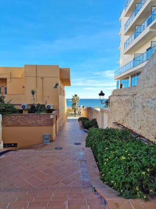 Encantador Duplex Para 6 A 1 Minuto De La Playa Бенальмадена Екстер'єр фото