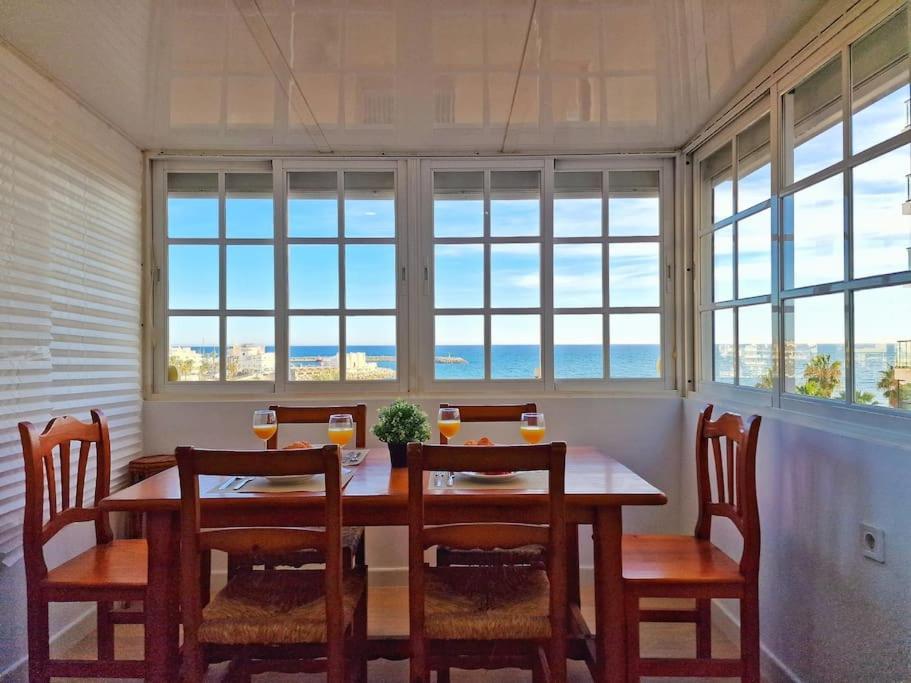 Encantador Duplex Para 6 A 1 Minuto De La Playa Бенальмадена Екстер'єр фото