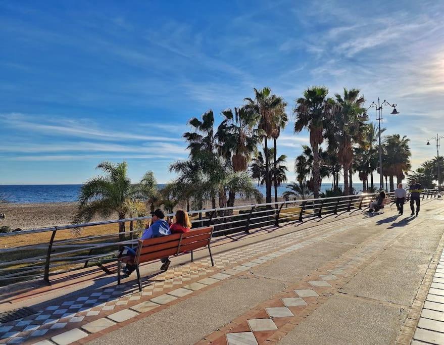 Encantador Duplex Para 6 A 1 Minuto De La Playa Бенальмадена Екстер'єр фото
